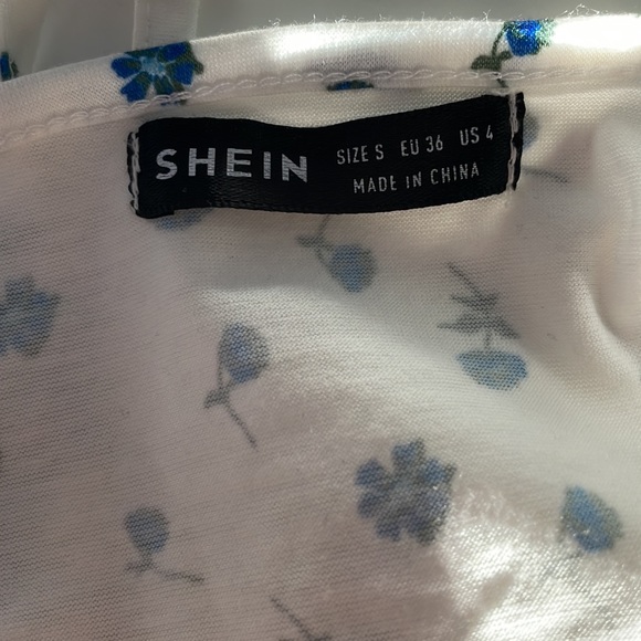 Shein Cropped Shirt - Picture 3 of 3